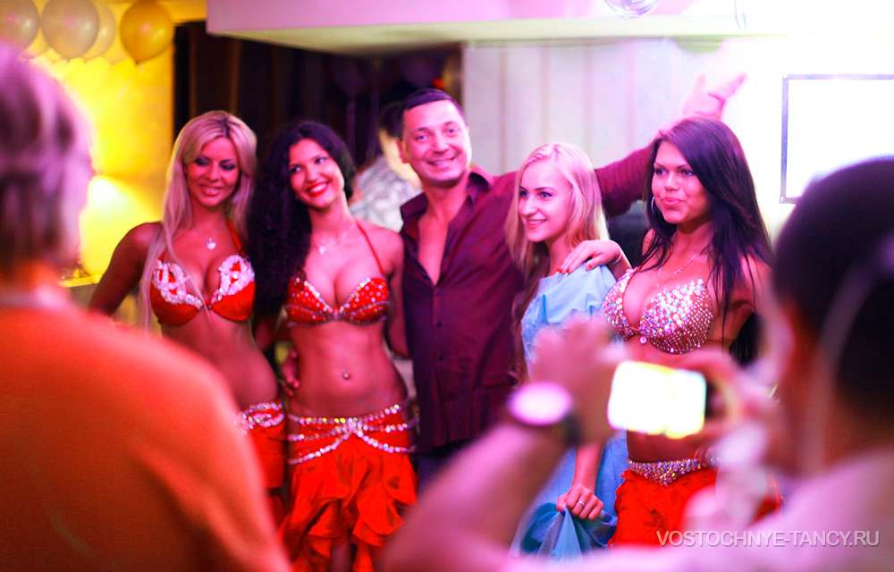 восточные танцовщицы на свадльбе